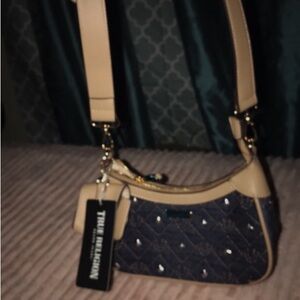 True religion  Quilted Shoulder Bag